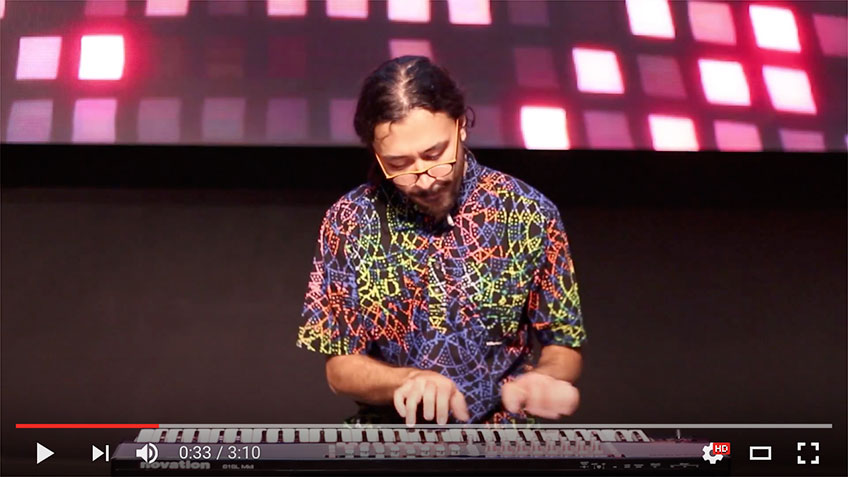 EZkeys: Thiago Pinheiro performance.