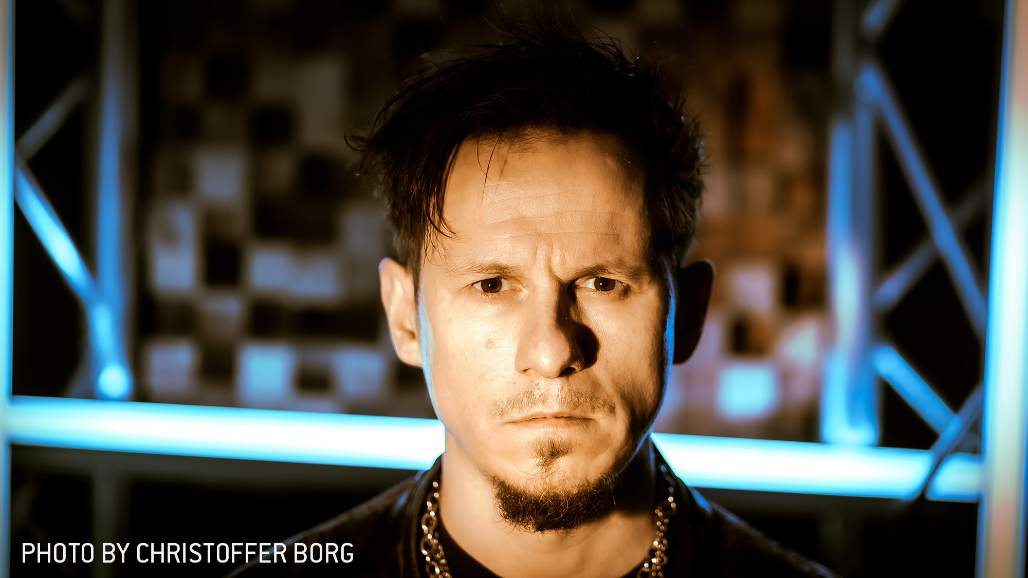 FIVE QUESTIONS TO… JAKE E.