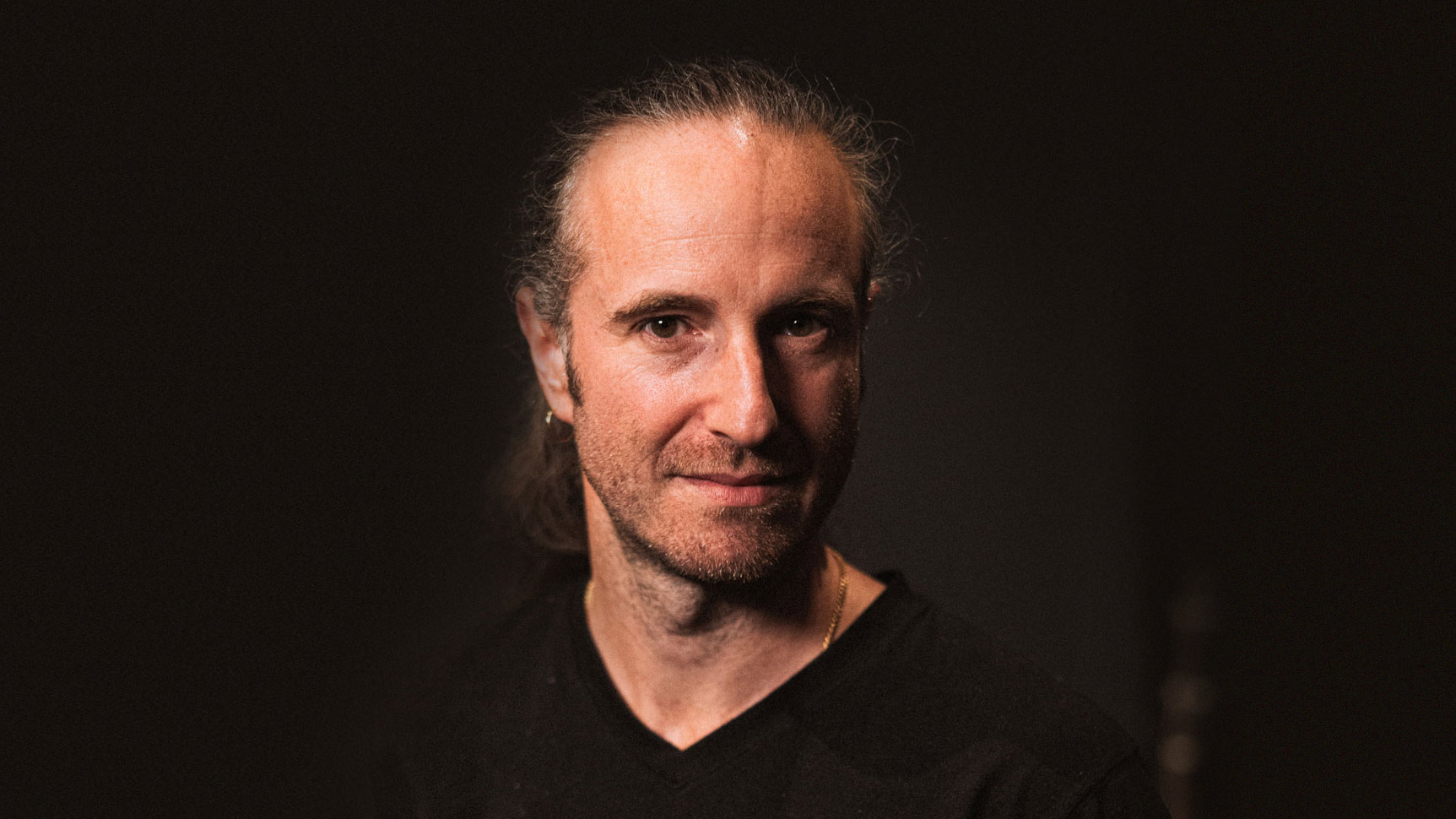 FIVE QUESTIONS TO… LEO MARGARIT.