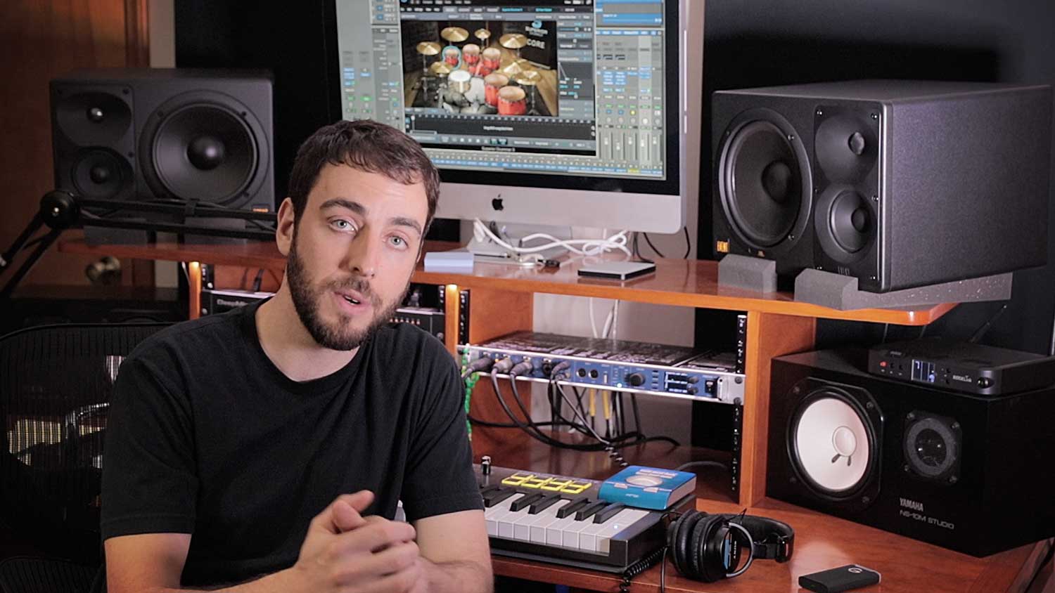 PRODUCING BEATS WITH SEAN DIVINE.