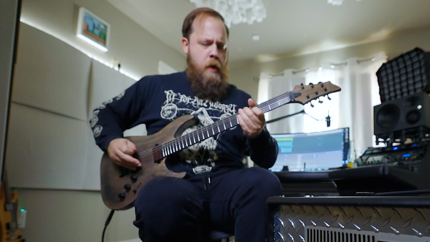 RYAN BRUCE ON THE MODERN METAL EZX.